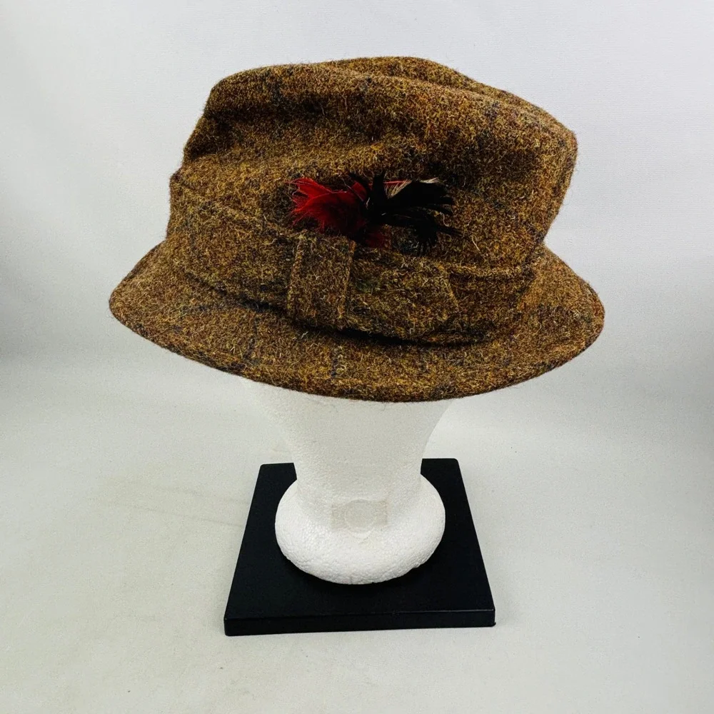Vintage Dobbs Tweed Trilby Hat Mens 7 1/4 Brown Wool Feather Woollens Britain